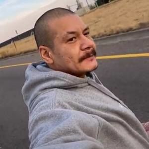 Meet your Posher, Derek